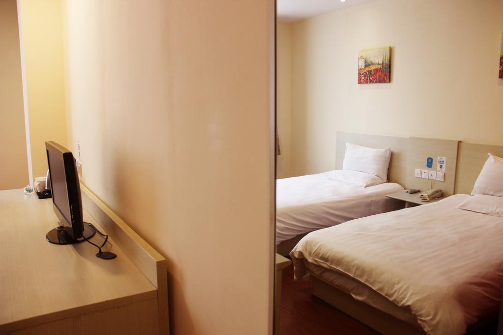 Hanting Express Shanghai Guangda Quarto foto
